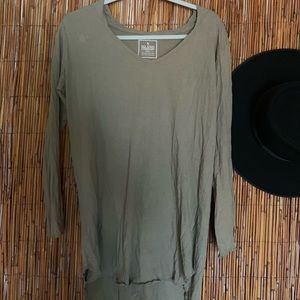 Island company top